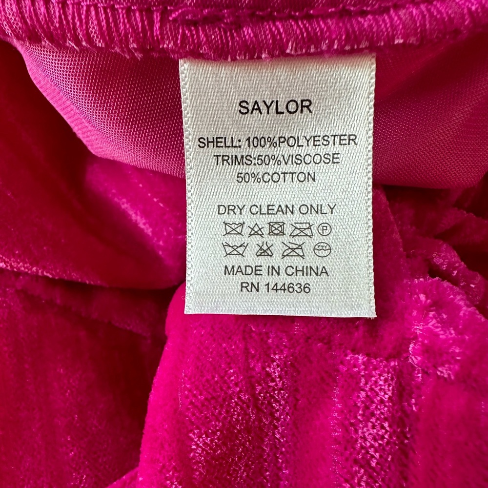 MEDIUM Women’s Saylor Tenley Pink Puff Long Sleeve Velvet Mini Dress NWT - Picture 13 of 14